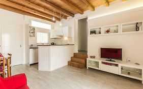 Sant'Andrea Apartment